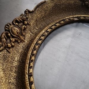 Antique gold oval frame